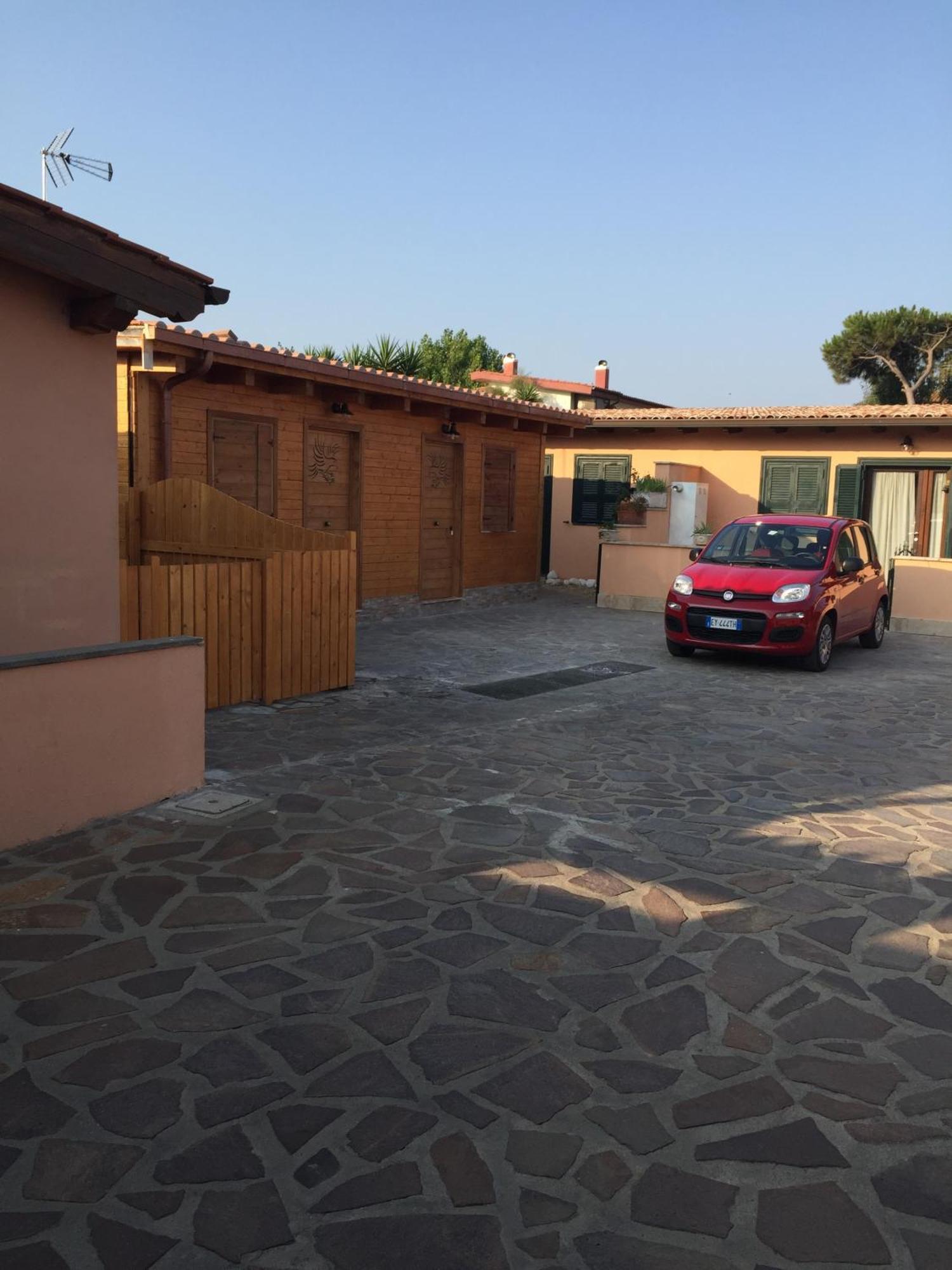 Aquila Di Mare Villa Fiumicino Exterior foto